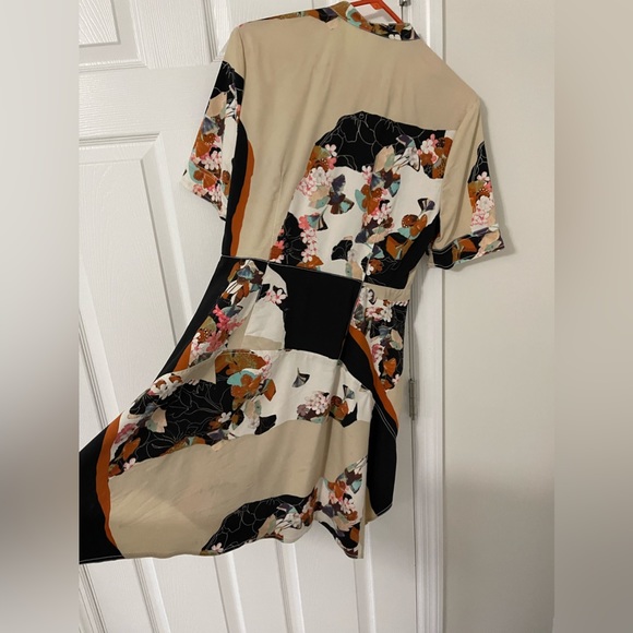 classic by Phillip Lim. I’m sad to get rid of it but happy to share his style! - Picture 2 of 3